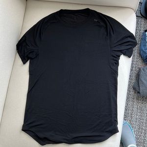 Lululemon Mens Drysense training short sleeve